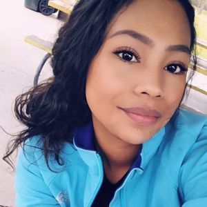 Meet your Posher, Alonna